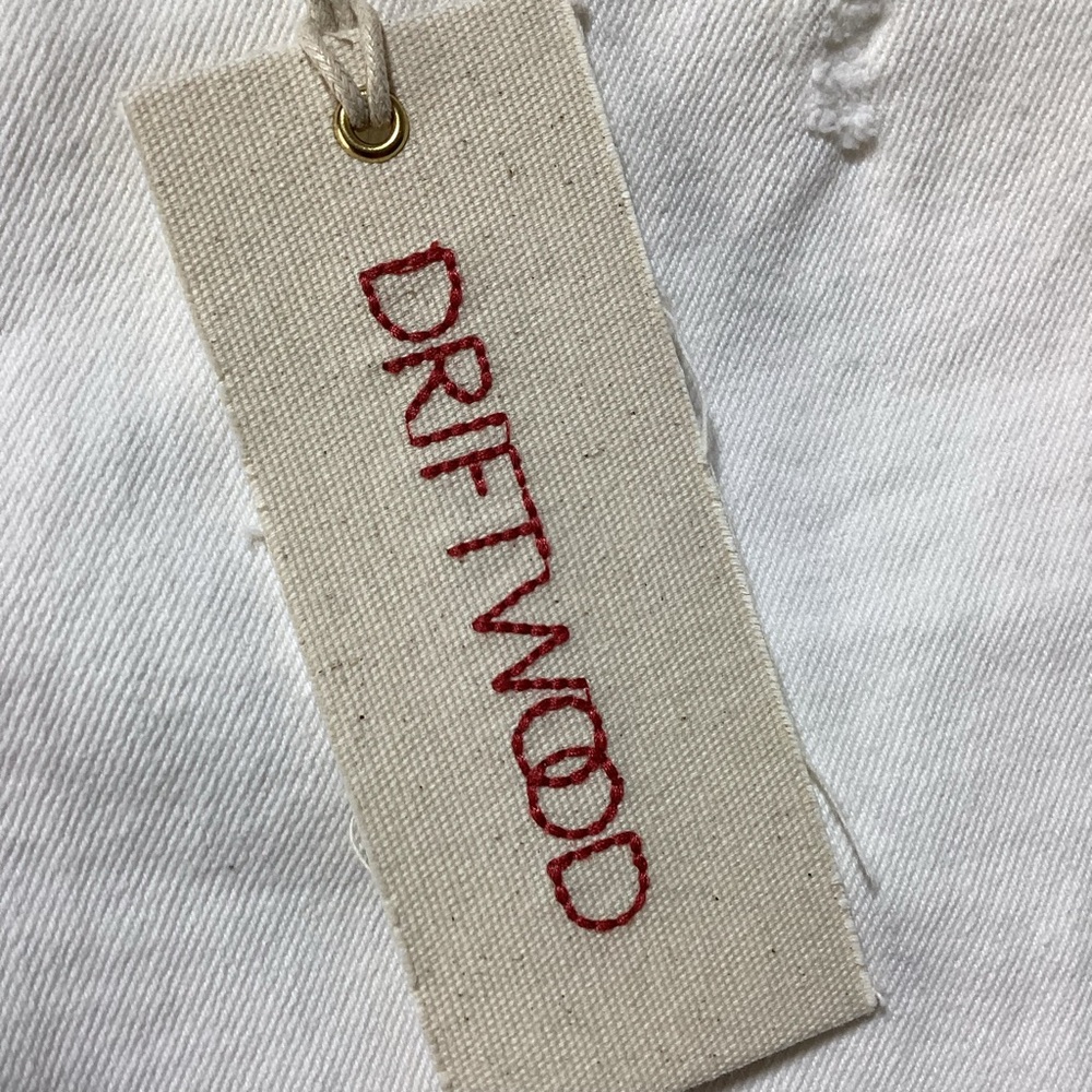 DRIFTWOOD Gizelle White Distressed Jeans with Floral Embroidery - Picture 8 of 15